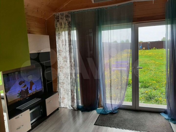 Дом 25 м² на участке 10 сот.