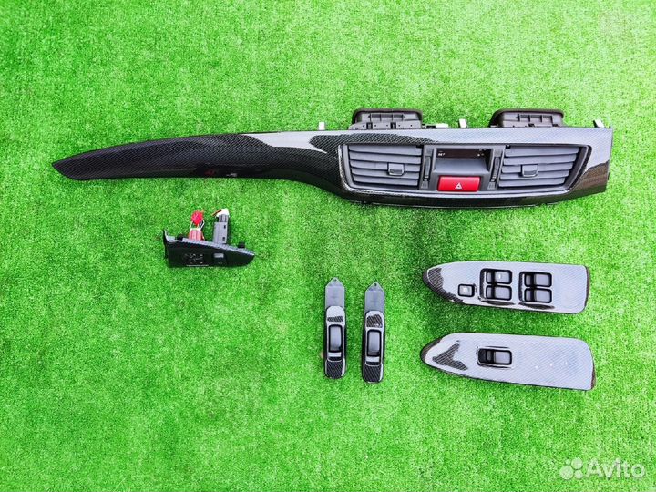 Сабля и панели салона под карбон Lancer Cedia