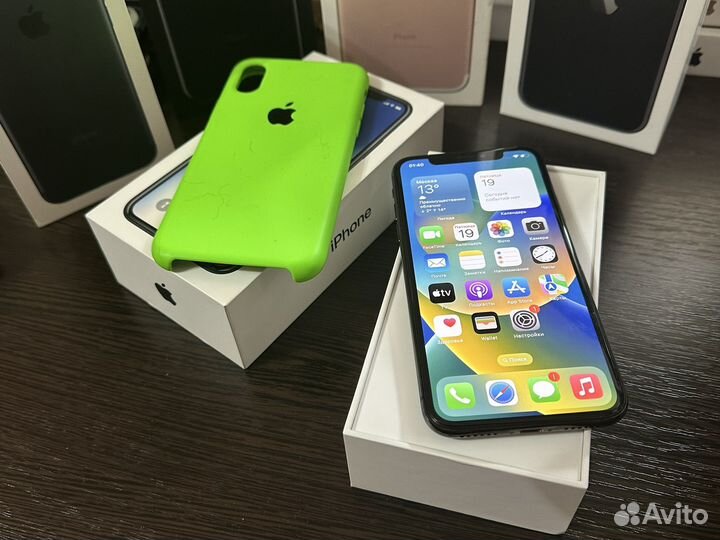 iPhone X, 64 ГБ