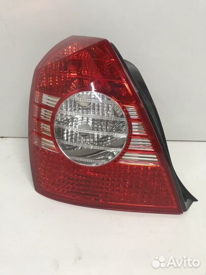 Фонарь правый левый елантра XD hyundai elantra