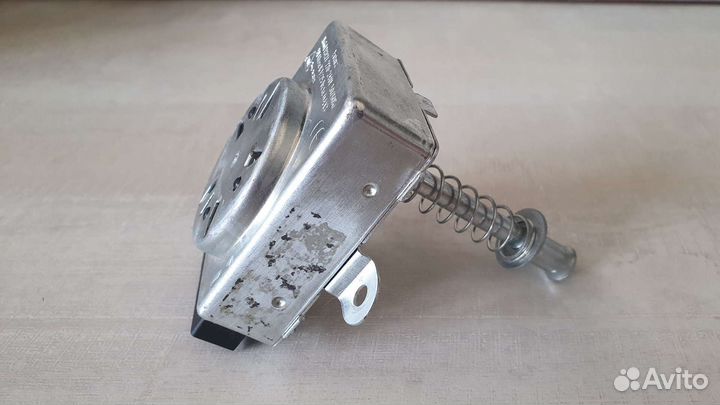 Мотор для вертела гриля духовки indesit/привод