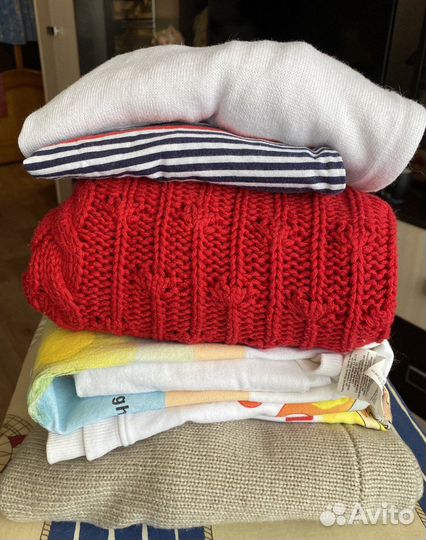 Пакетом женские вещи,джинсы, платья