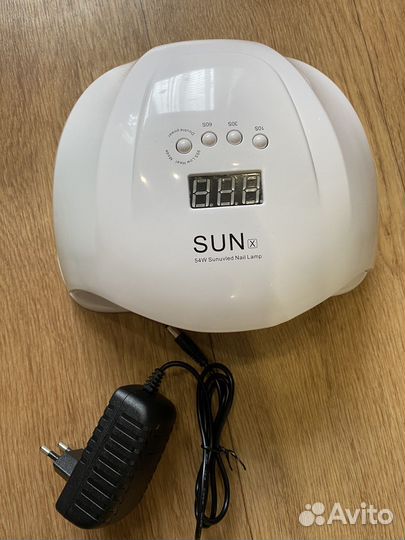 Лампа для ногтей