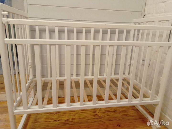 Детская кроватка