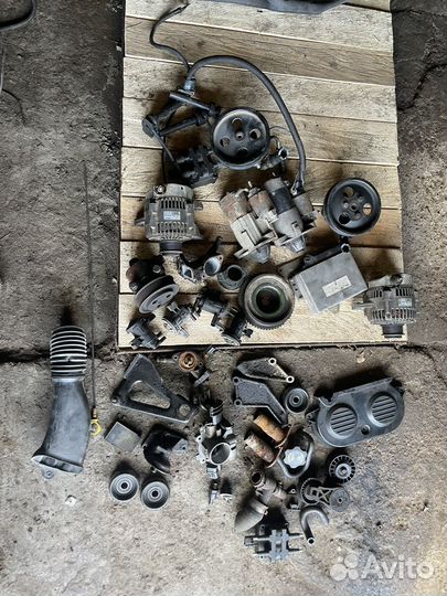 Запчасти двигатель крайслер 2,4L dohc edz