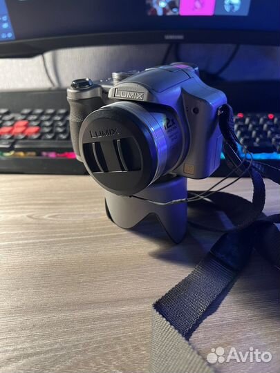 Фотоаппарат Panasonic Lumix DMC-FZ8