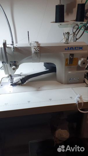 Швейная машина jack