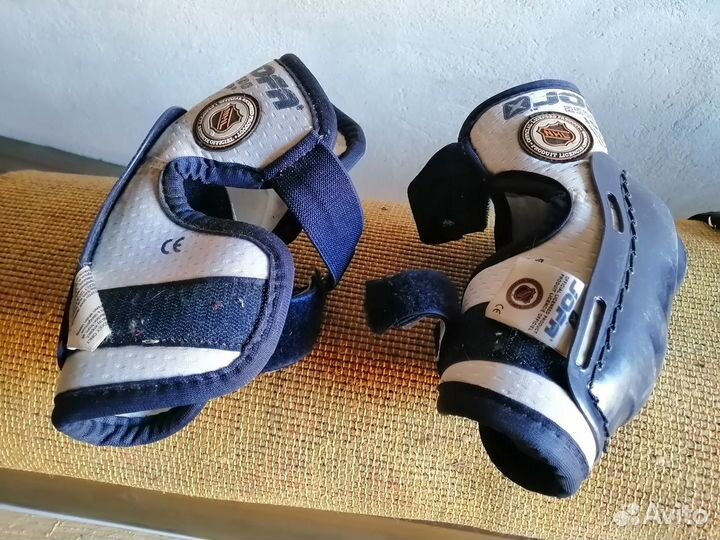 Хоккейное снаряжение