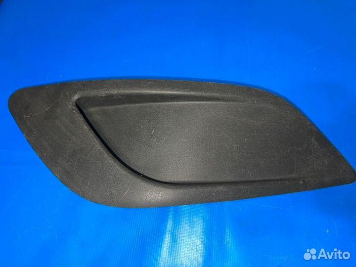 Решетка в бампер передняя левая Ford Focus 2