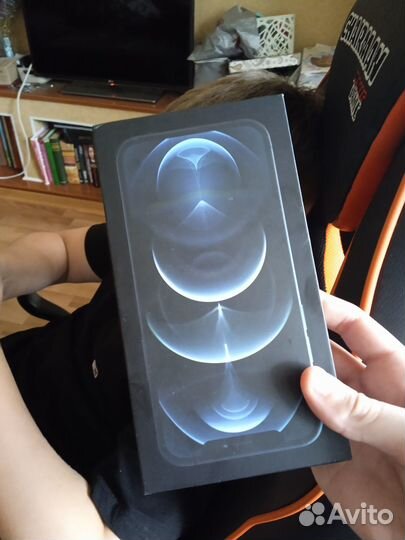 Айфон коробка