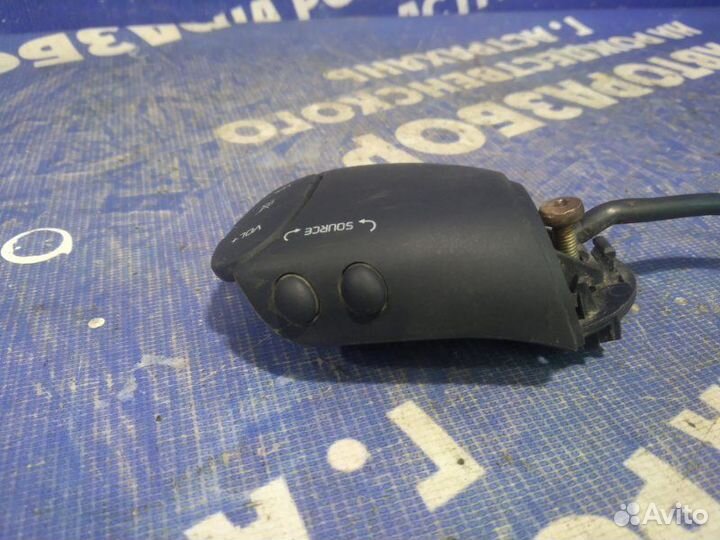 Кнопки мультируля Renault Symbol седан K4J 2006