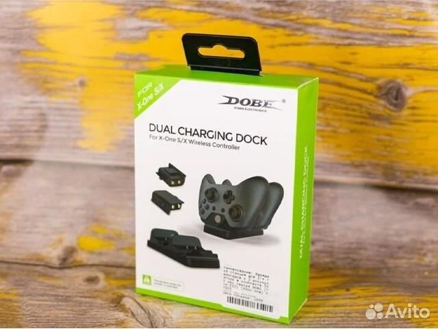 Зарядная станция для 2-x геймпадов + 2 аккумулятор