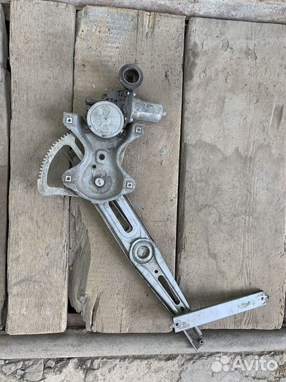 Toyota corolla стеклоподъемник передний правый