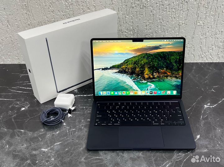 Apple MacBook Air 2022/M2/19 циклов