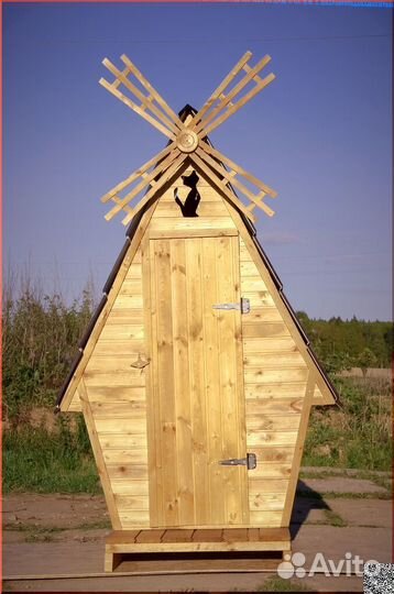 Дачный туалет деревянный