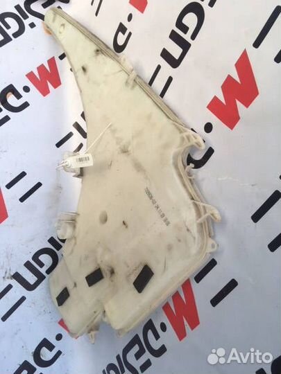 Бачок омывателя BMW E88 E90 N43B20 61677238668