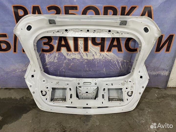 Opel Astra J крышка багажника хэтчбек 5 д