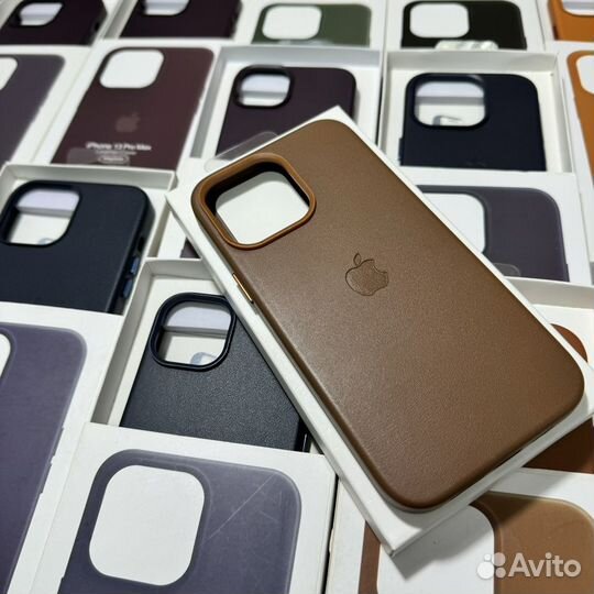 Чехлы кожаные leather case на iPhone с анимацией