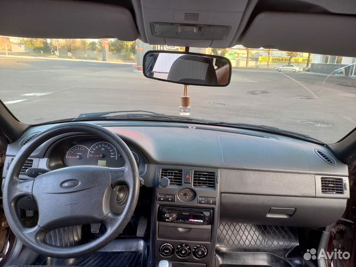 LADA Priora 1.6 МТ, 2010, 106 000 км