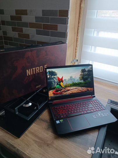 Мощный игровой ноутбук Acer Nitro 5 как новый