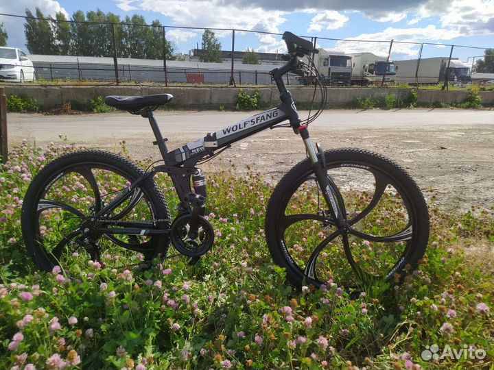 Велосипед на литых дисках 26