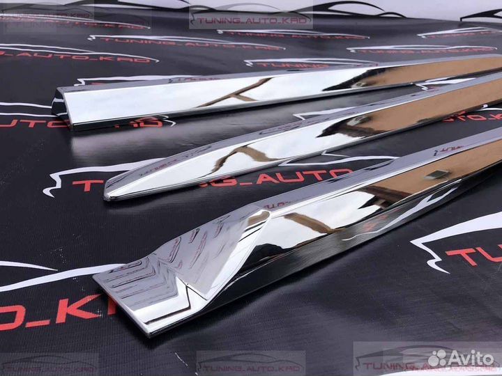 Молдинги дверей Toyota Land Cruiser Prado 150 E240