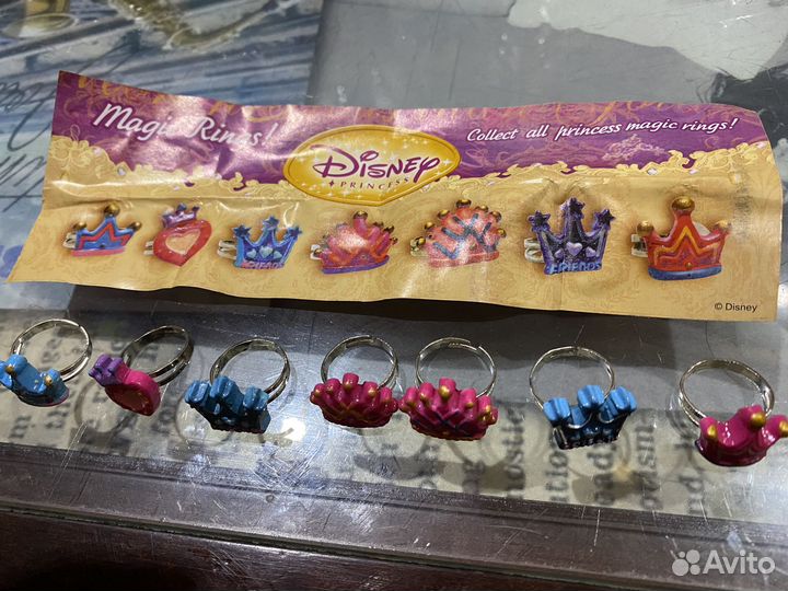 Инрушки из киндеров Дисней