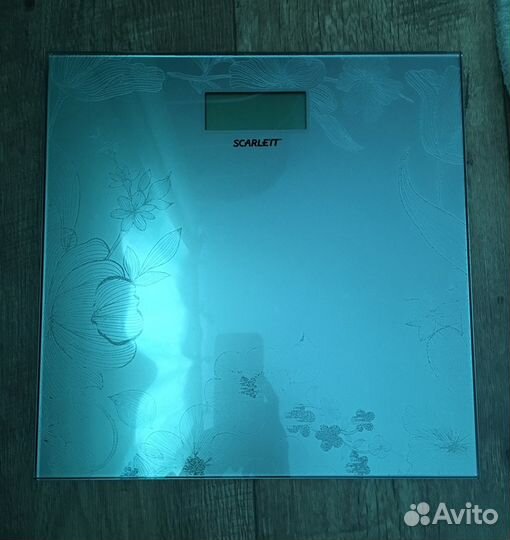 Весы Scarlett SC-215 SR