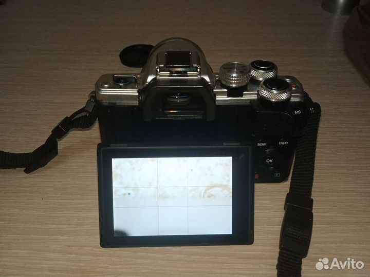 Компактный фотоаппарат olympus