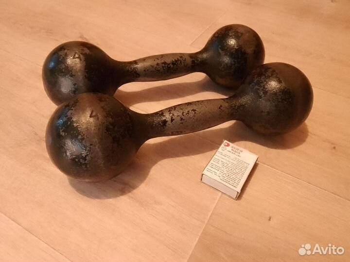 Гантели 4 кг (чугунные, б/у)