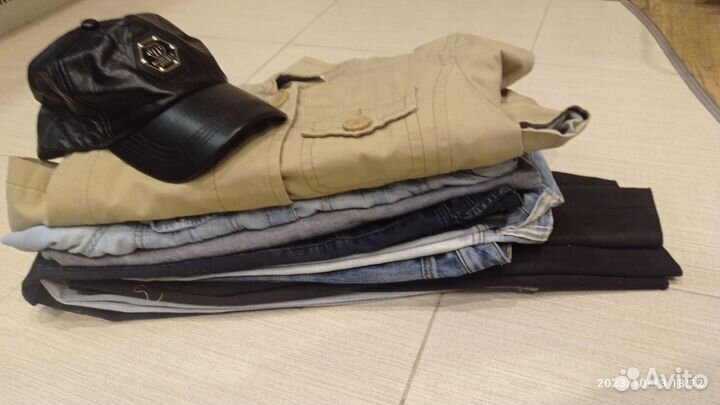 На доставке Вещи пакетом (листайте), 42,44