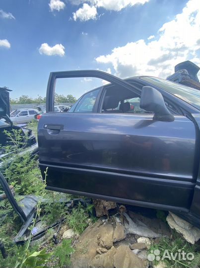 Двери передние Audi 80 B4 1994 год