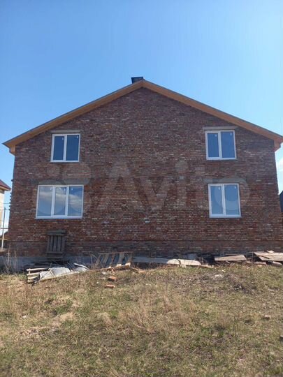 Дом 154,7 м² на участке 10 сот.