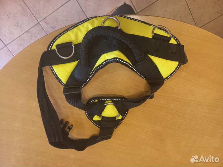 Шлейка для большой собаки
