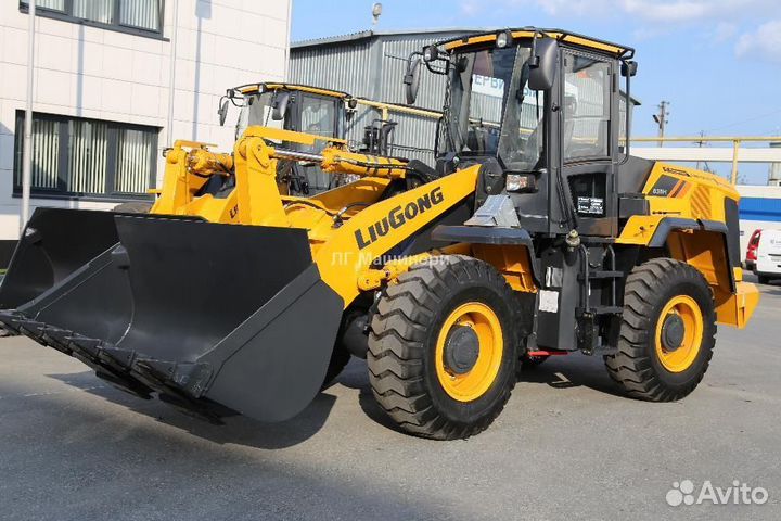 Машинист фронтального погрузчика