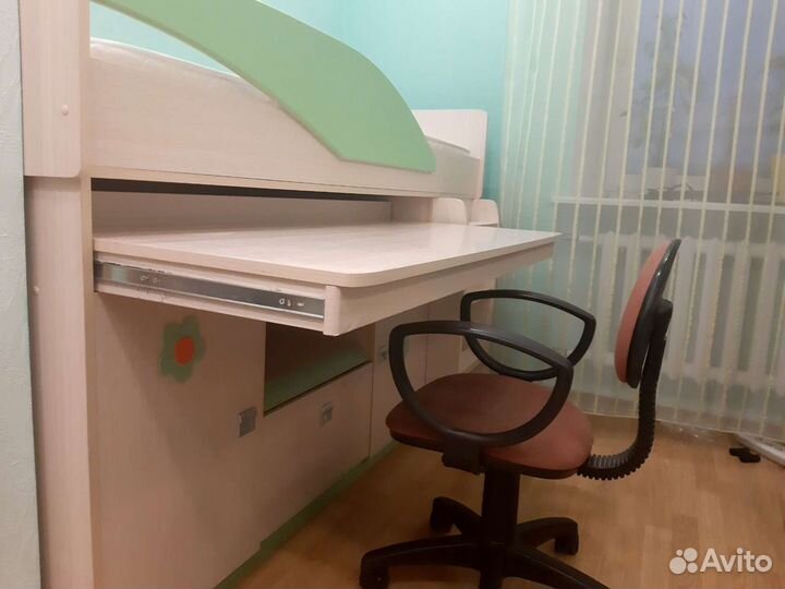 Детская кровать Корвет с бортиками б/у