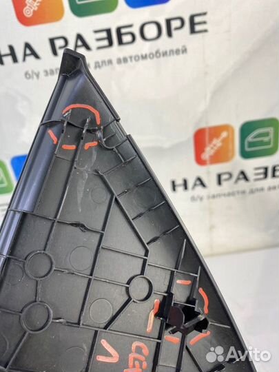 Накладки на торпедо боковые Kia Cerato BD G4FG