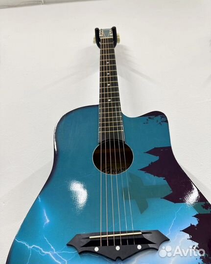 Акустическая гитара