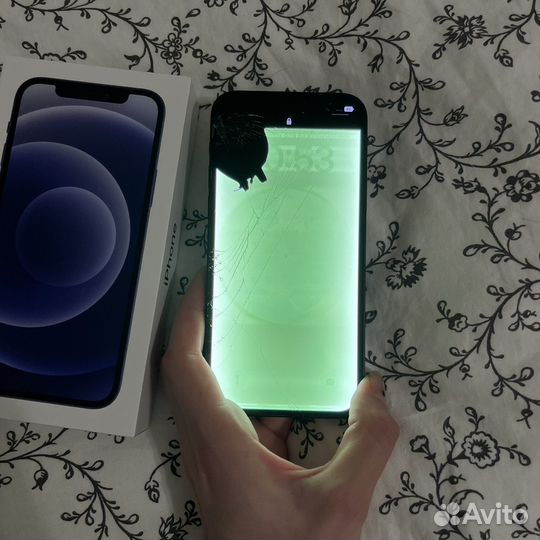 iPhone 12, 64 ГБ
