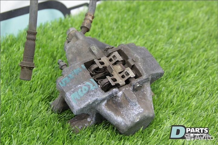 Суппорт тормозной задний Toyota Soarer