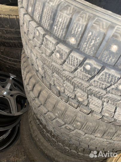 Dunlop SP Winter Ice 01 205/55 R16