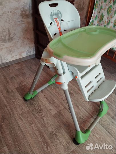 Стульчик для кормления chicco