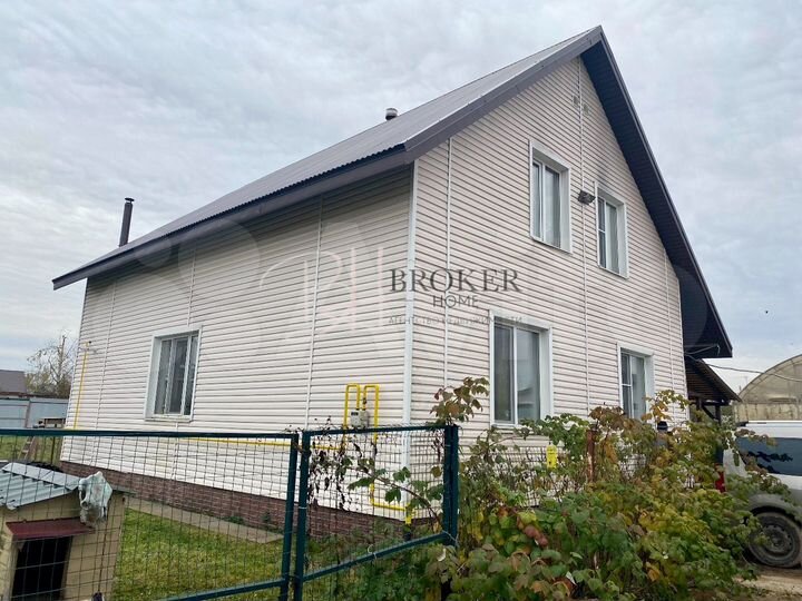 Дом 158 м² на участке 15 сот.