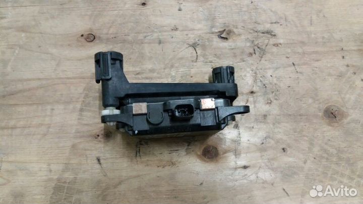 Блок мониторинга мертвых зон Peugeot 3008 I 10-16г