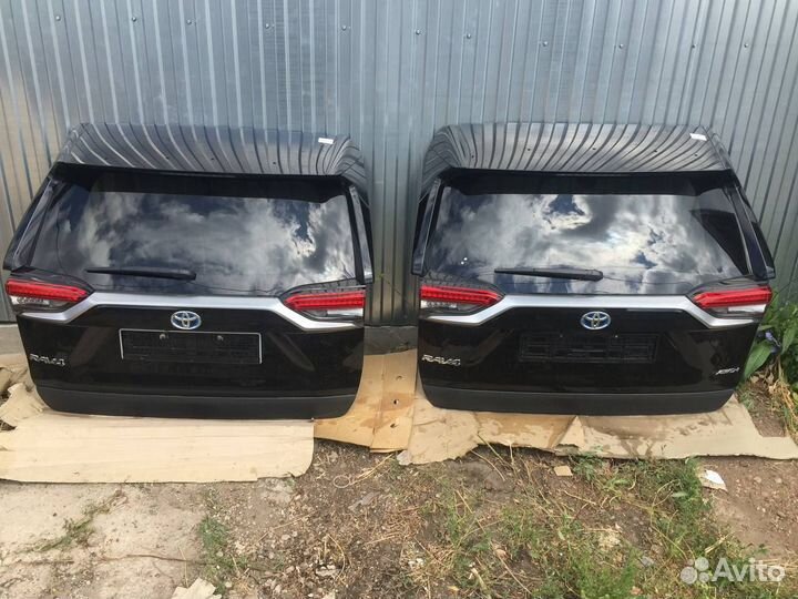 Крышка багажника Тойота рав 4 50