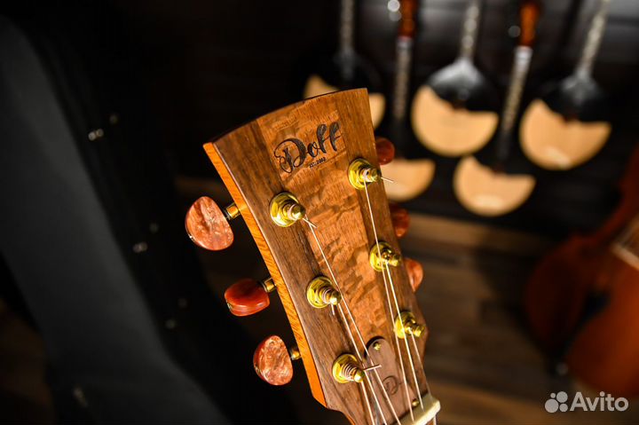 Акустическая гитара Doff + Аксессуары