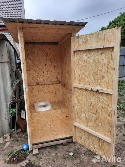 Дачный туалет деревянный