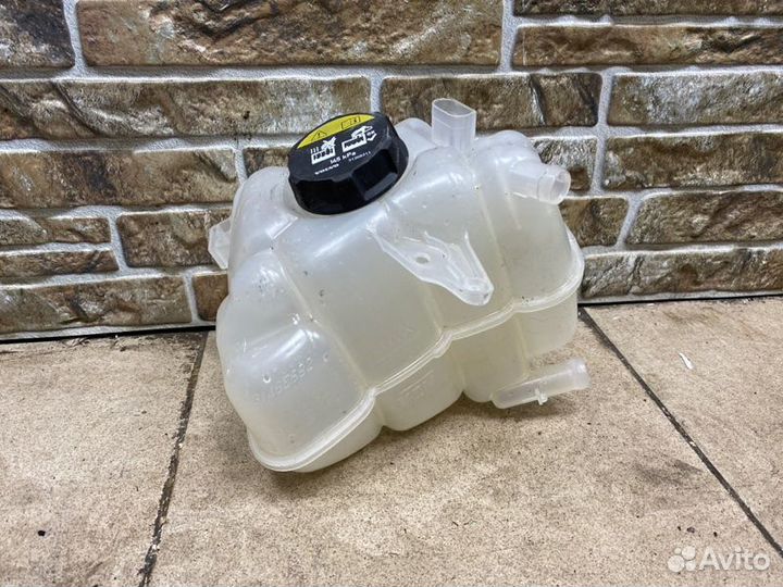 Бачок расширительный Volvo Xc90 2 2.0 dizel 2017