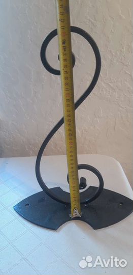 Кашпо кованое