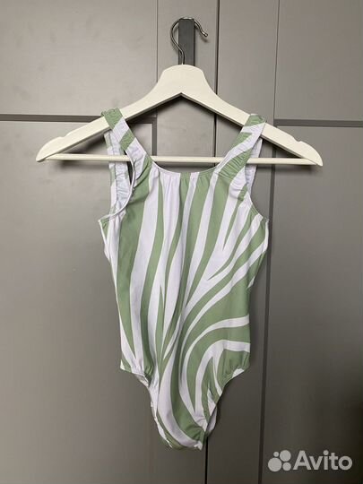 Купальник для девочки 140 новый
